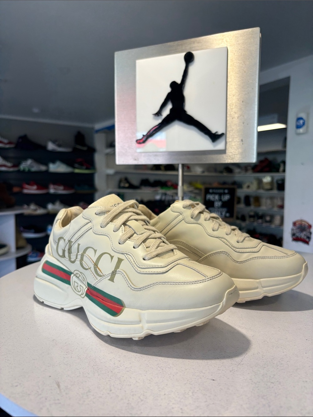 Gucci Rhyton Leather Sneaker With Vintage logo EU size 36